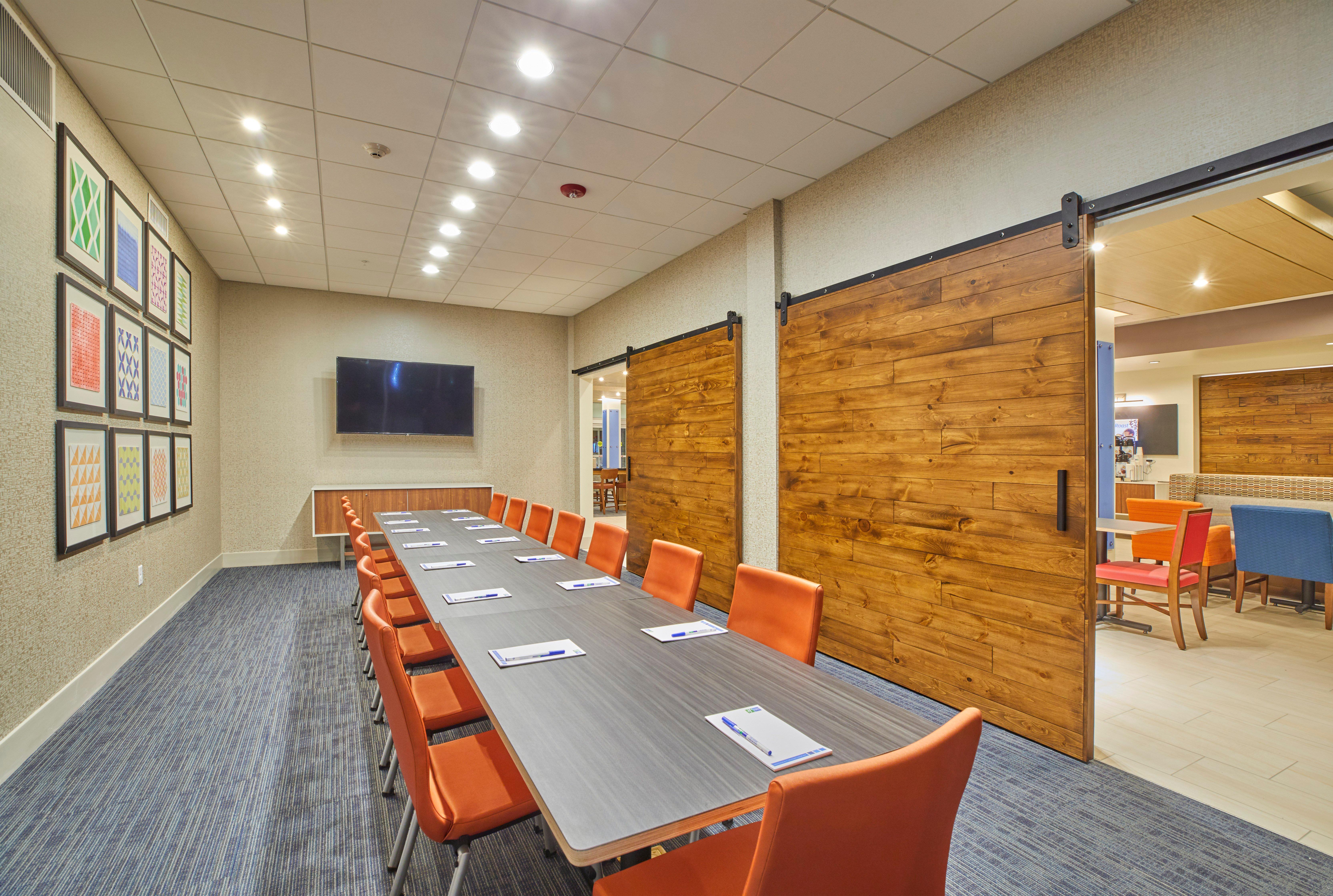 Holiday Inn Express & Suites - Hermiston Downtown By Ihg Exterior foto
